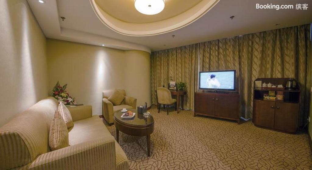 ננג'ינג Shu Guang International Hotel מראה חיצוני תמונה