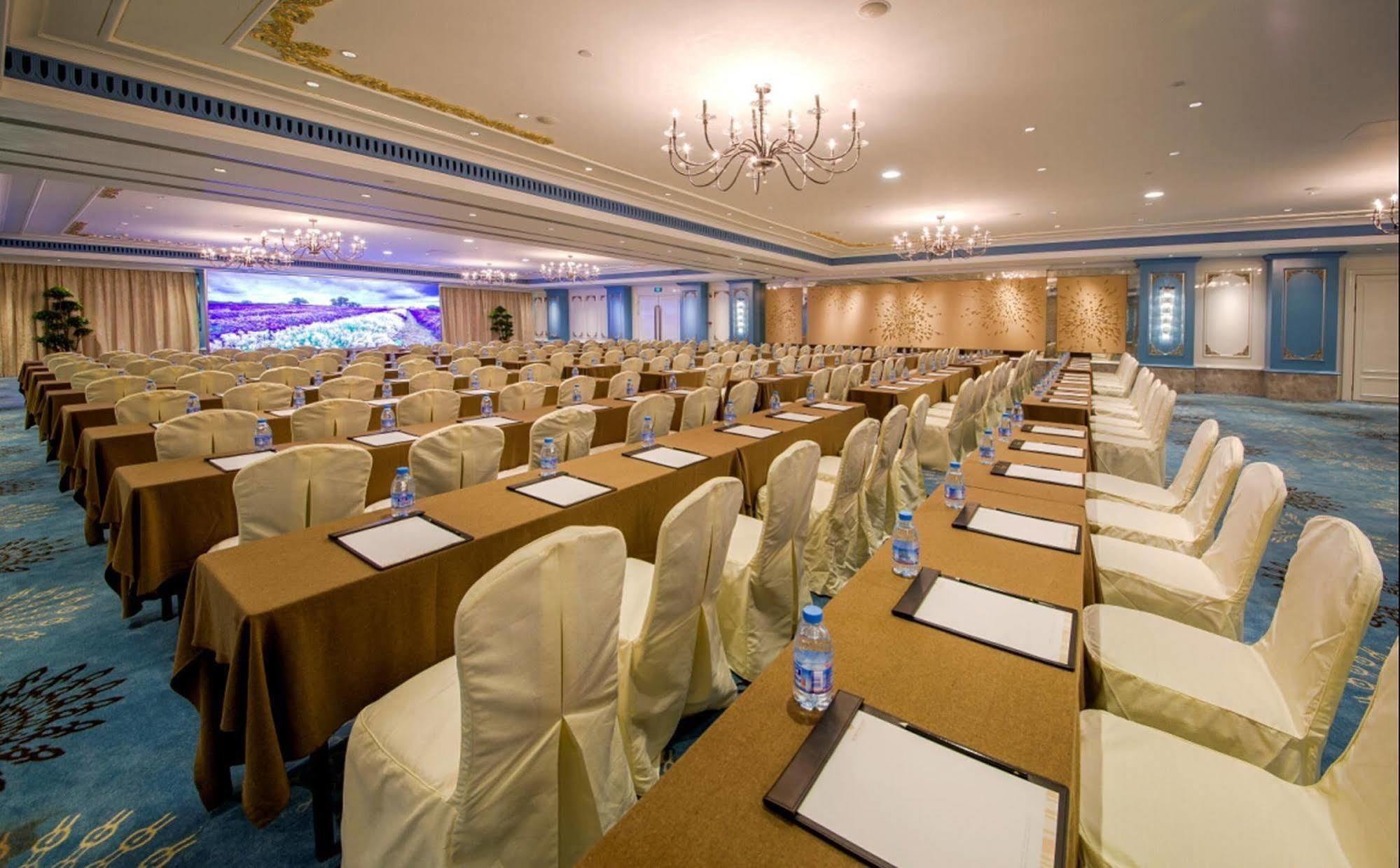 ננג'ינג Shu Guang International Hotel מראה חיצוני תמונה